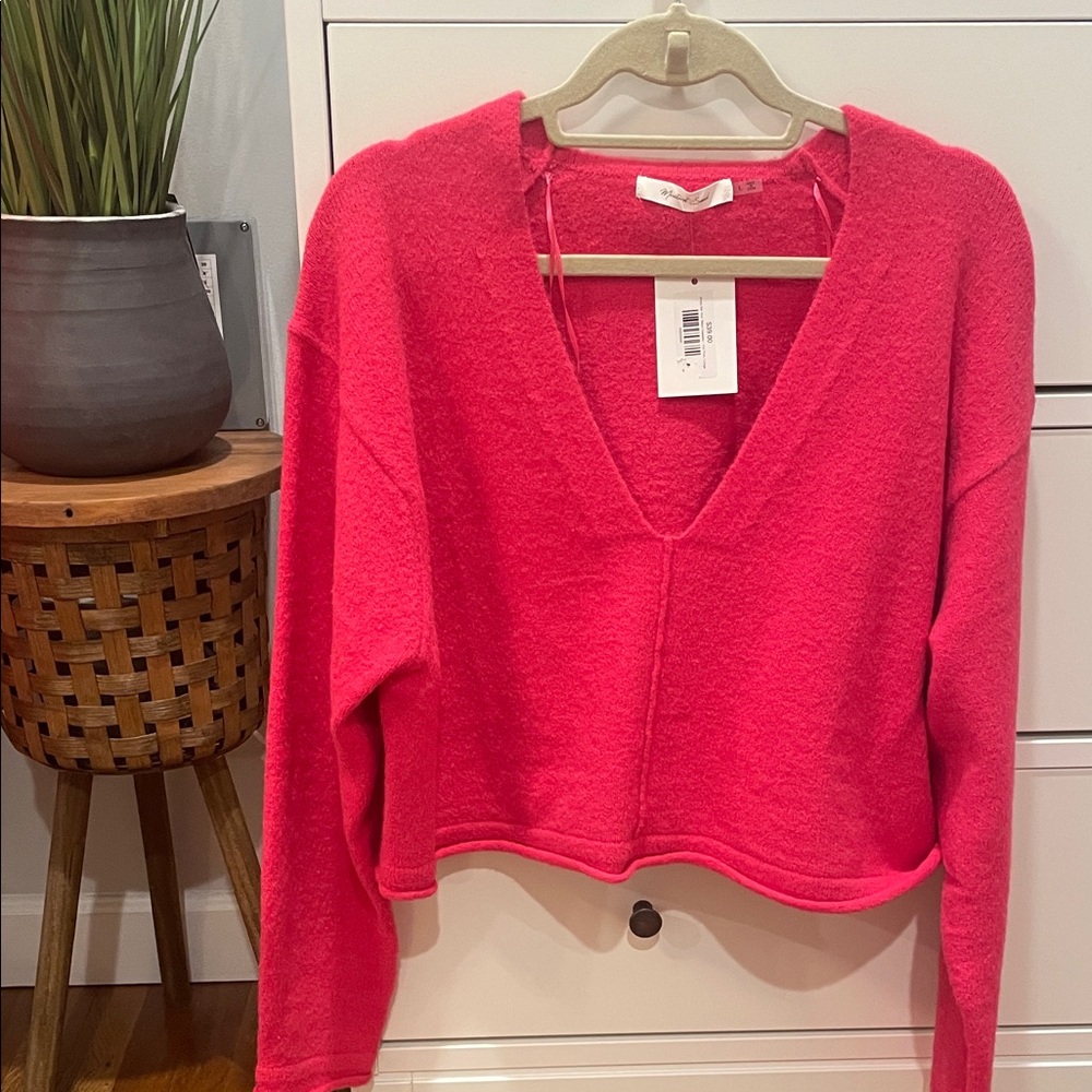 Fuchsia NWT Mustard Seed V-Neck Crop